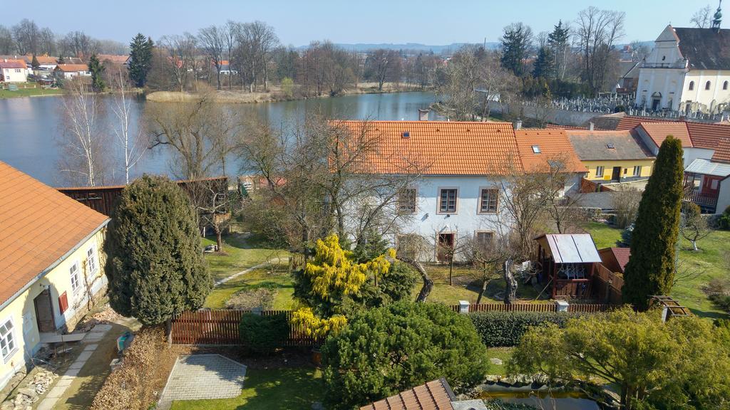 B&B Nika Telc Exterior photo
